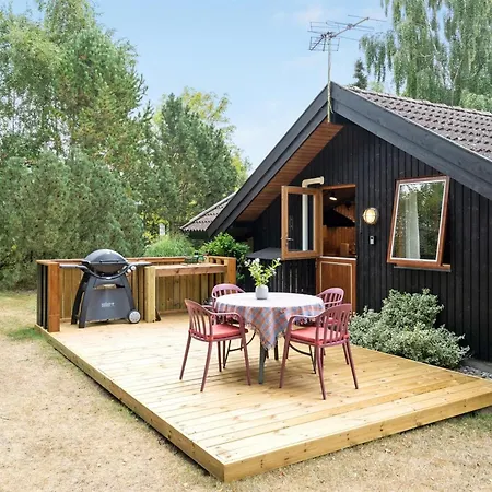 Σπίτι διακοπών Ija - 200m From The Sea By Interhome