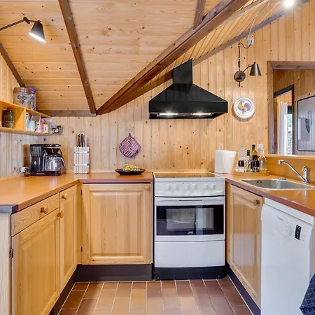 Ija - 200m From The Sea By Interhome Feriehus