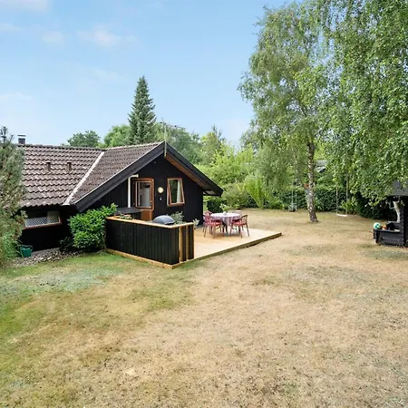Vakantiehuis Ija - 200m From The Sea By Interhome Føllenslev